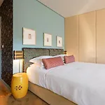 어번 카사 다 포르텔라 * 포르투